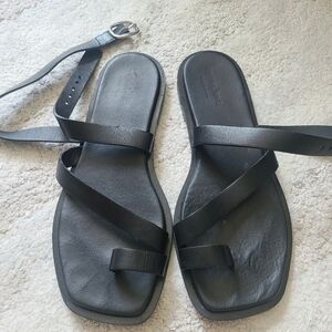 Everlane Black Leather Sandal